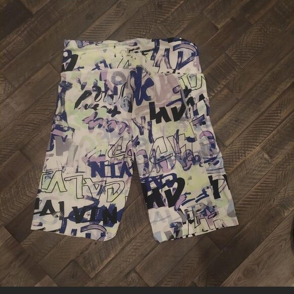 NWOT Calvin Klein women's performance bike shorts size medium - Picture 8 of 8